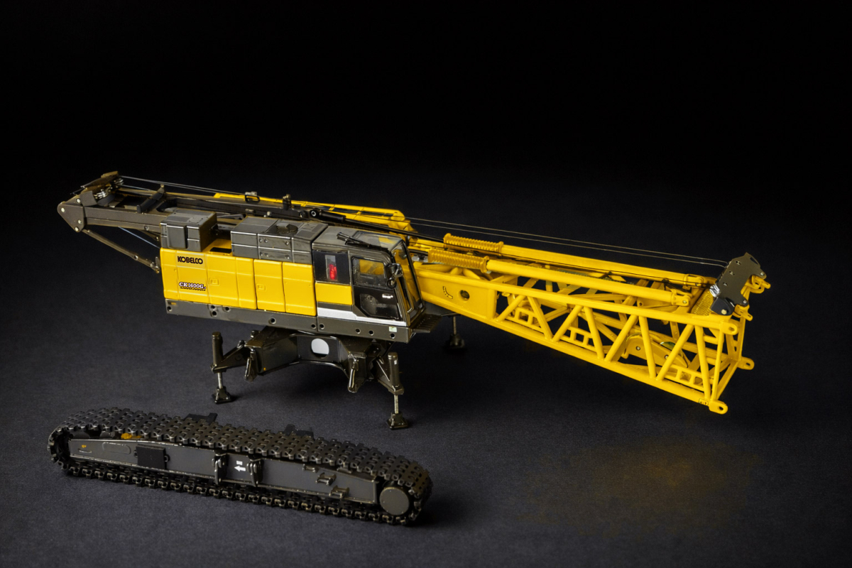 31-0401 - IMC - Kobelco CK1600G-3 Gittermastraupenkran